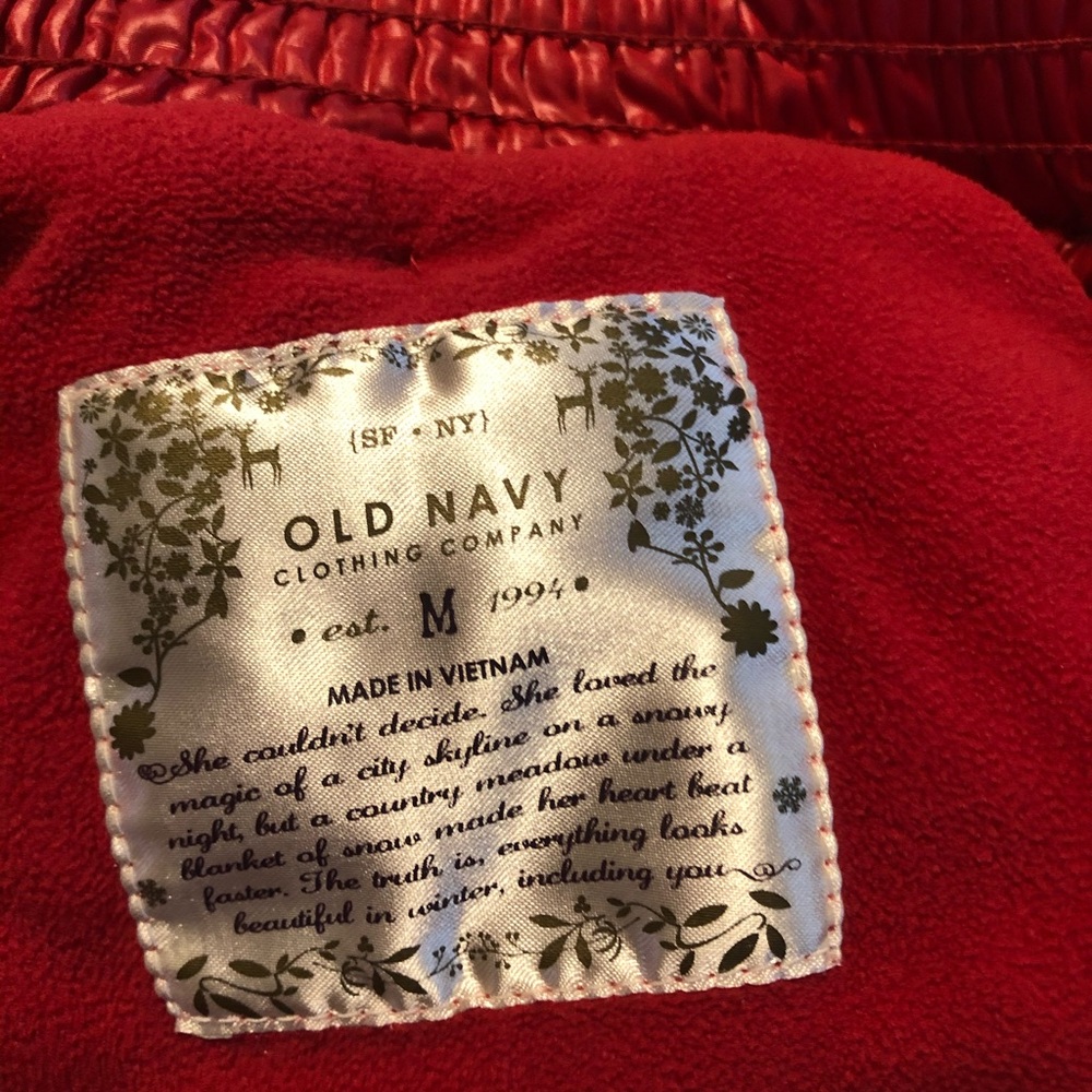 Old Navy girls red puffer vest - Picture 3 of 5